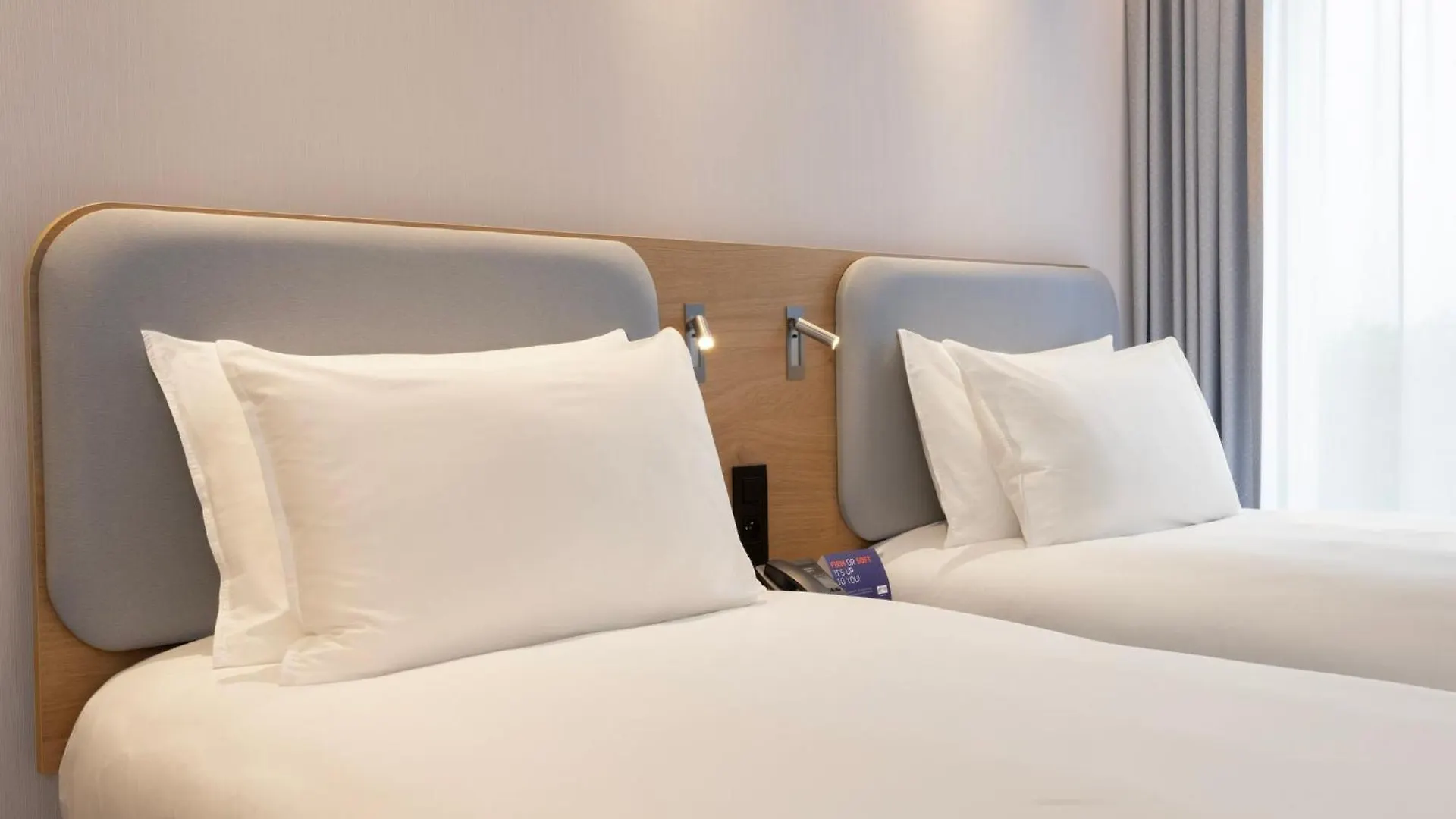 Holiday Inn Express Brussels - Airport By Ihg Diegem 0*,  Belgia