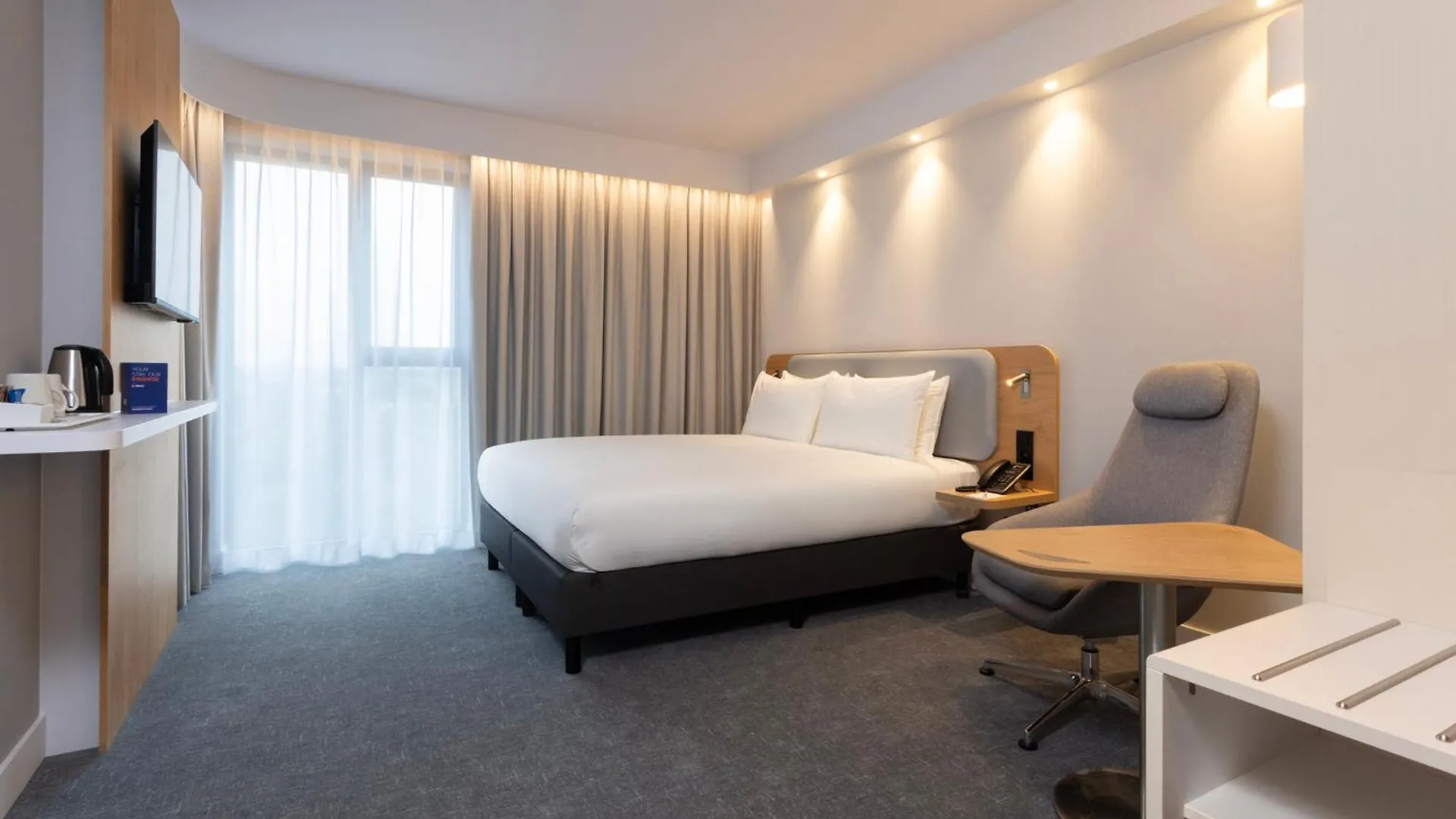 Hotel Holiday Inn Express Brussels - Airport By Ihg Diegem Belgia